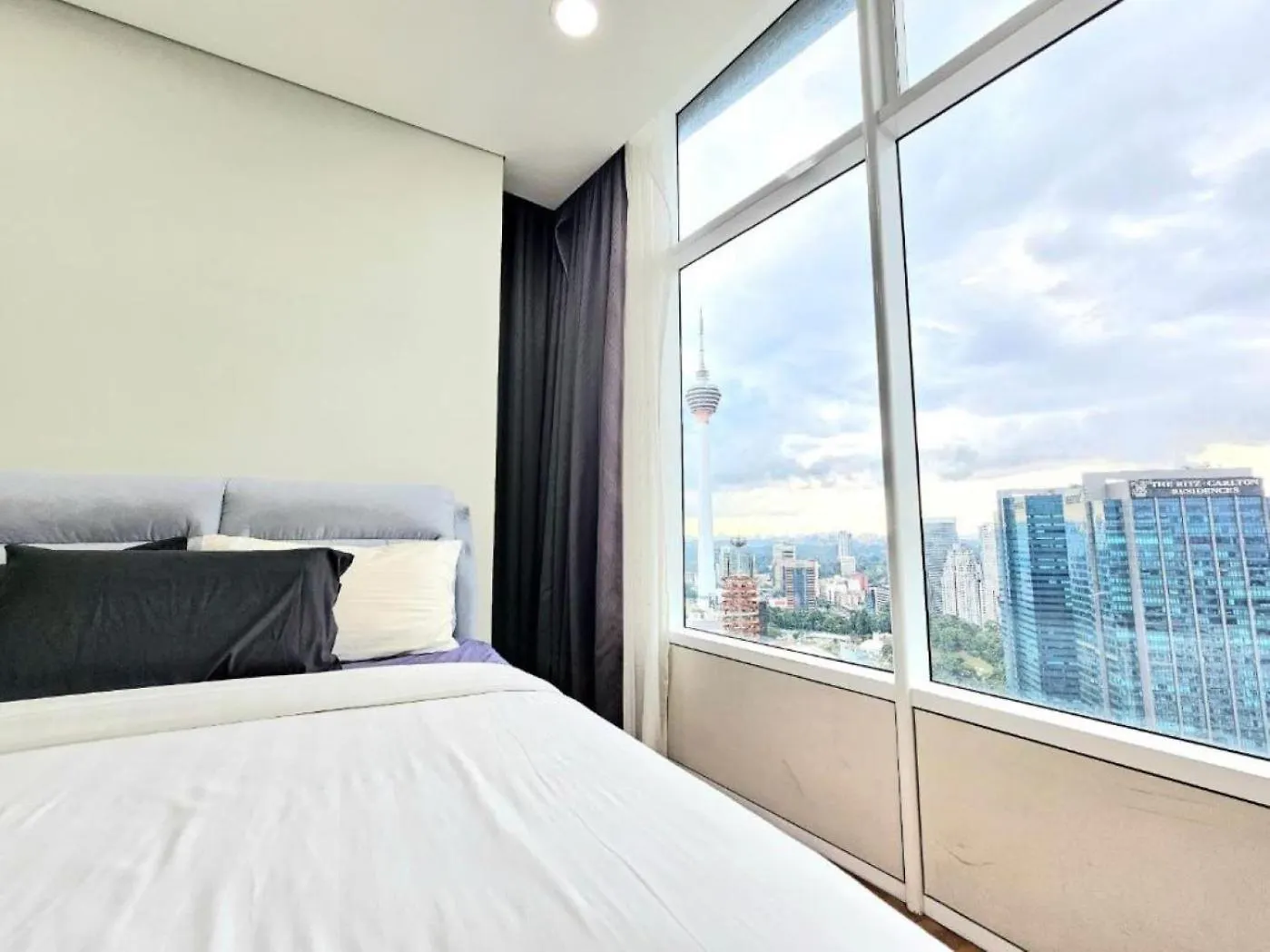 Sky Suites Klcc By Sky Homestay 0*, Kuala Lumpur Malezja