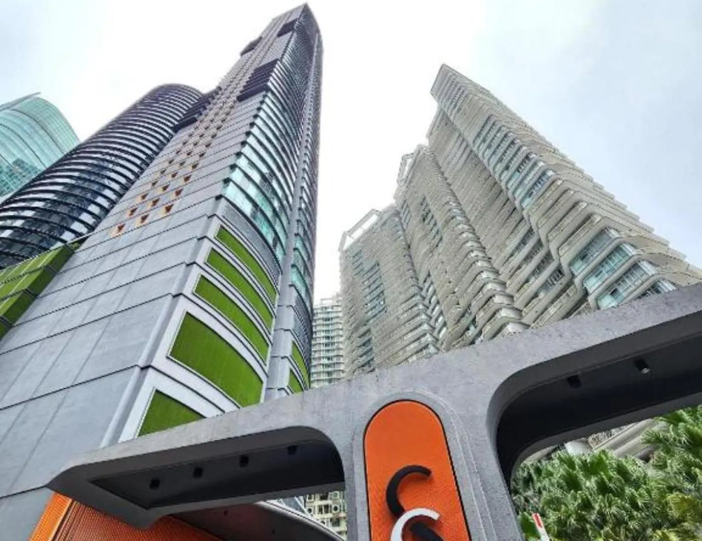 Sky Suites Klcc By Sky Homestay 0*, Kuala Lumpur